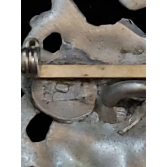 Vintage Unsigned Silver Tone Metal Lady in the Wind Brooch/Pendant, Art Nouveau - Picture 8 of 9